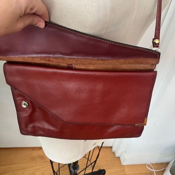 70's Vintage Leather Envelope Clutch in Rust - Picture 3 of 8